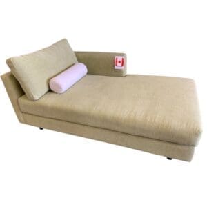 CHAISE Custom made in Canada